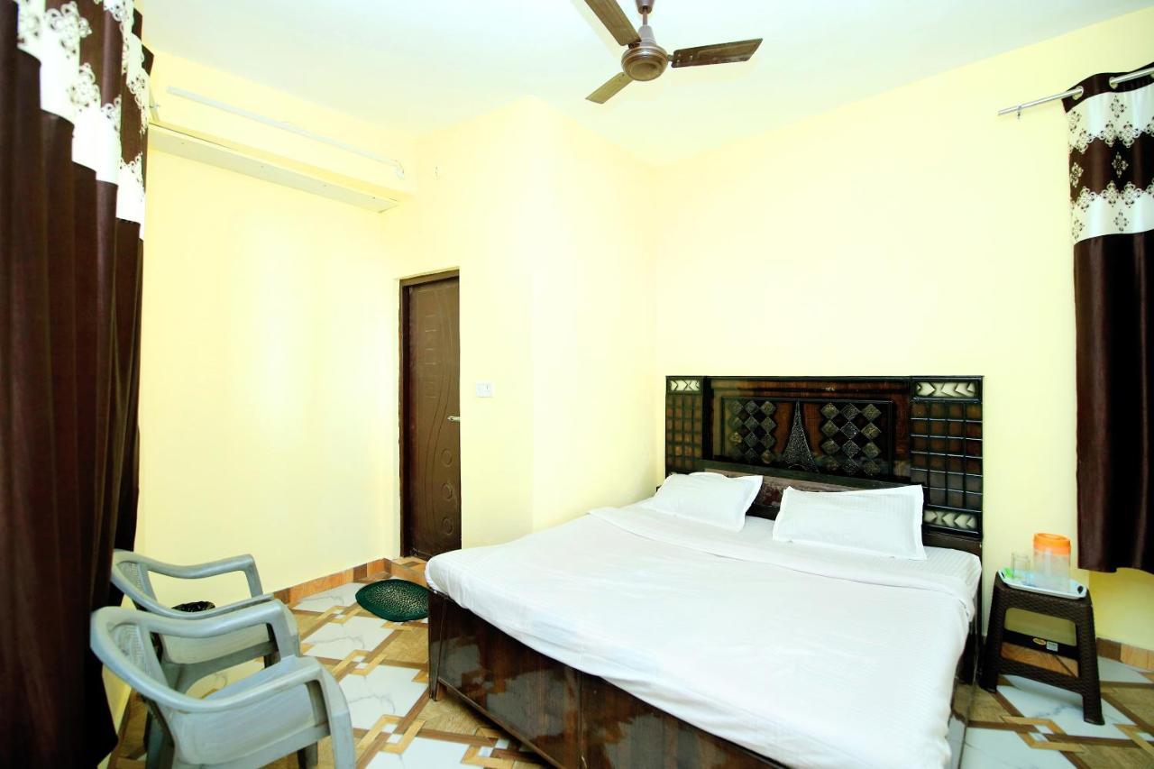 Spot On 37977 Parth Home Stay Mussoorie Eksteriør billede